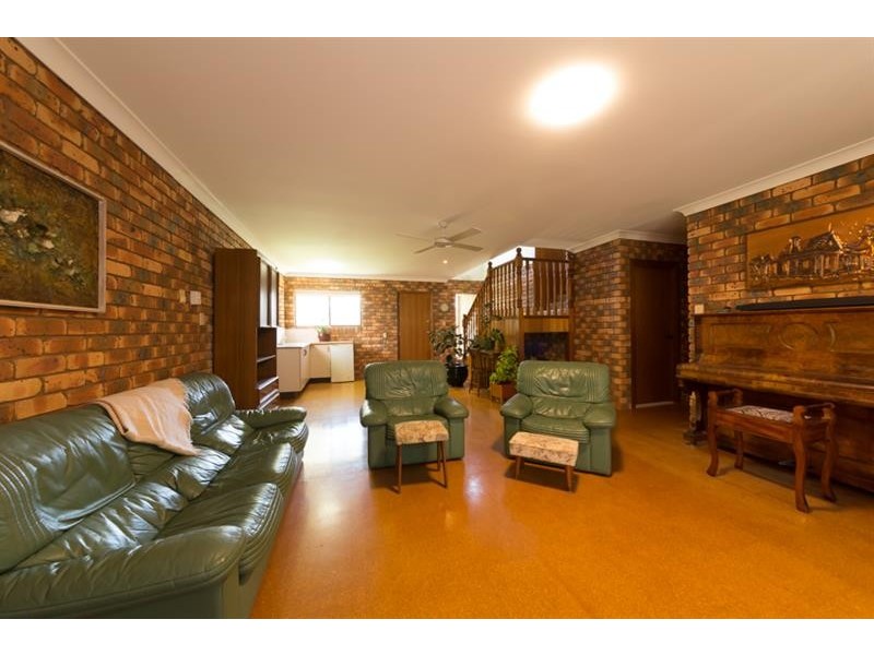 2 Fuller St, Arrawarra Headland NSW 2456