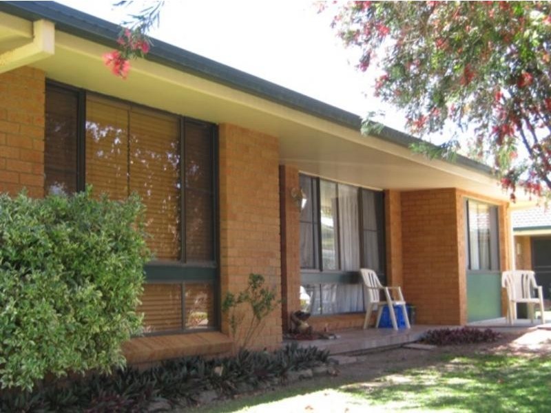 4/12 Knox St, Woolgoolga NSW 2456