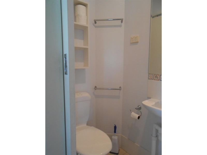 18 Nightingale St, Woolgoolga NSW 2456