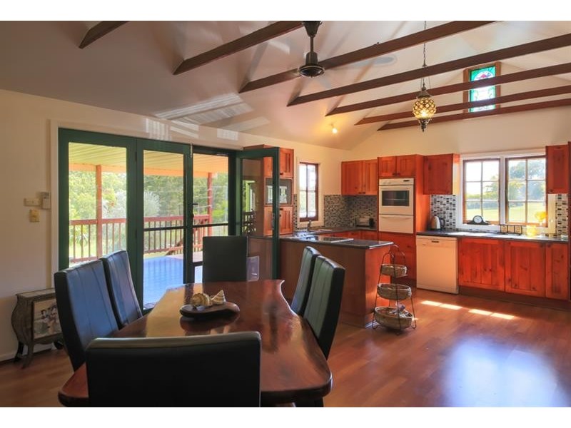 211 Newmans Rd, Woolgoolga NSW 2456