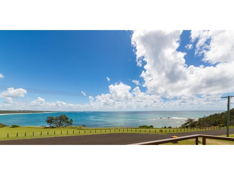 3/24 Pollack Esp, Woolgoolga NSW 2456