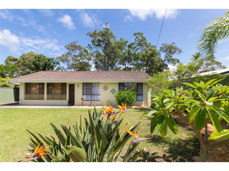 24 Mahogany Ave, Sandy Beach NSW 2456