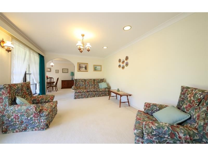 16 Lake View Ave, Safety Beach NSW 2456