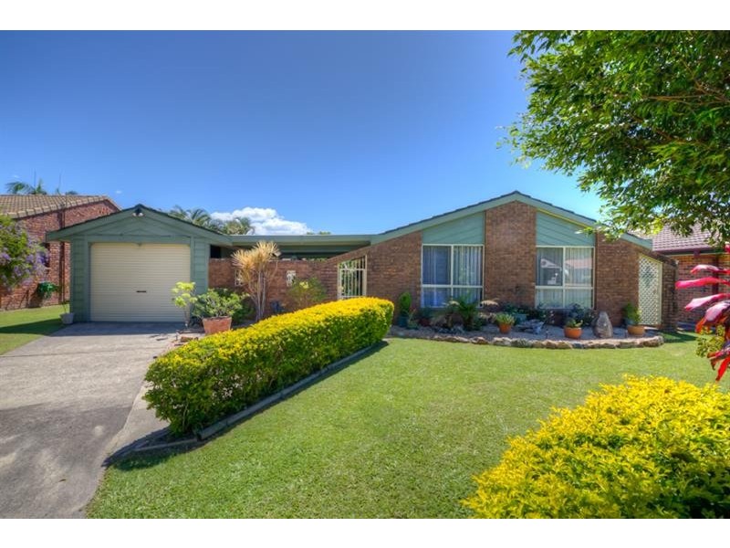 43 Melaleuca Ave, Woolgoolga NSW 2456