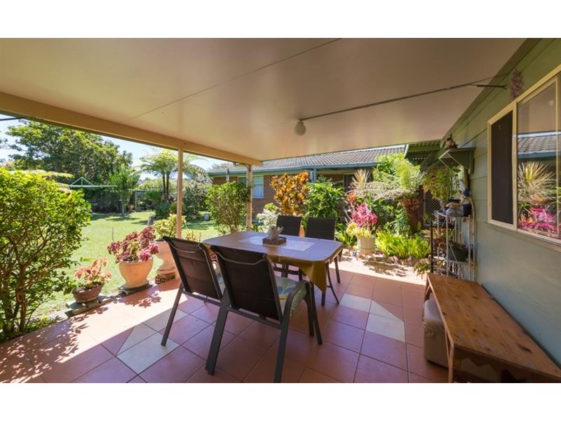 43 Melaleuca Ave, Woolgoolga NSW 2456