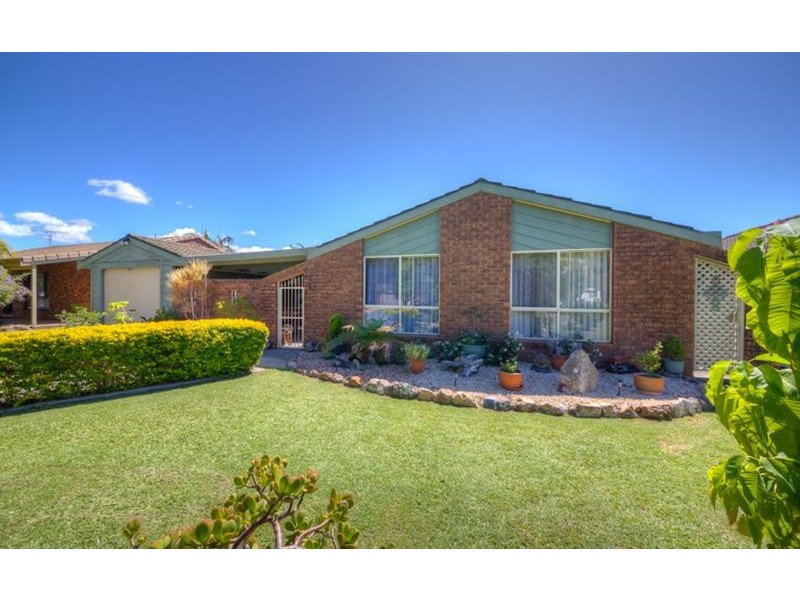 43 Melaleuca Ave, Woolgoolga NSW 2456