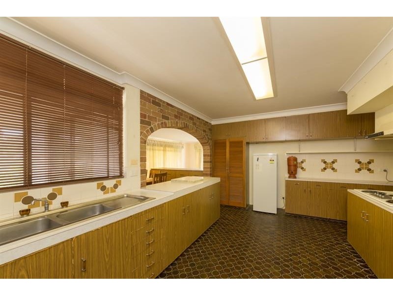 8-10 Lake View  Ave, Safety Beach NSW 2456