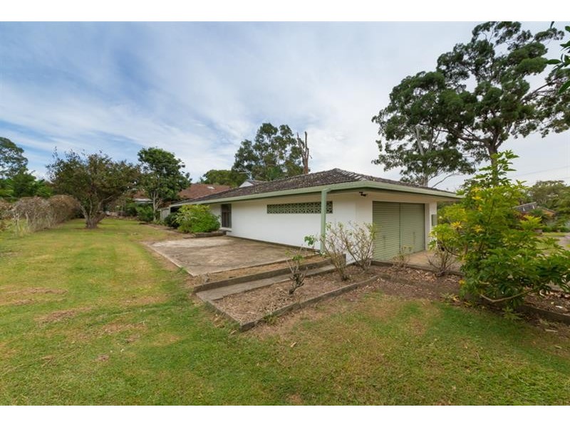 8-10 Lake View  Ave, Safety Beach NSW 2456