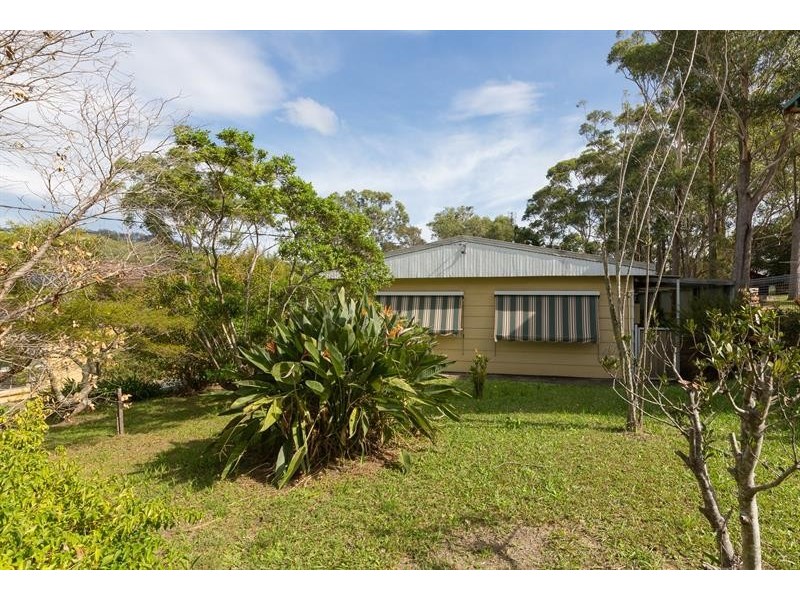 18 Arkan Ave, Woolgoolga NSW 2456