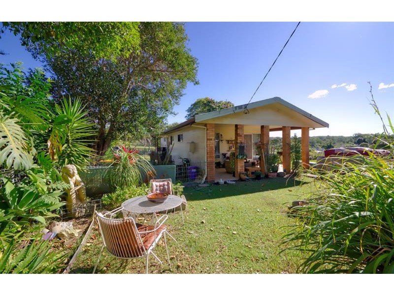 22 Scarborough St, Woolgoolga NSW 2456