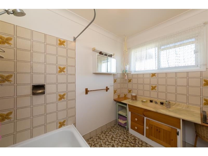 22 Scarborough St, Woolgoolga NSW 2456