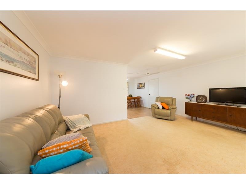 19 Tomkins Ave, Woolgoolga NSW 2456