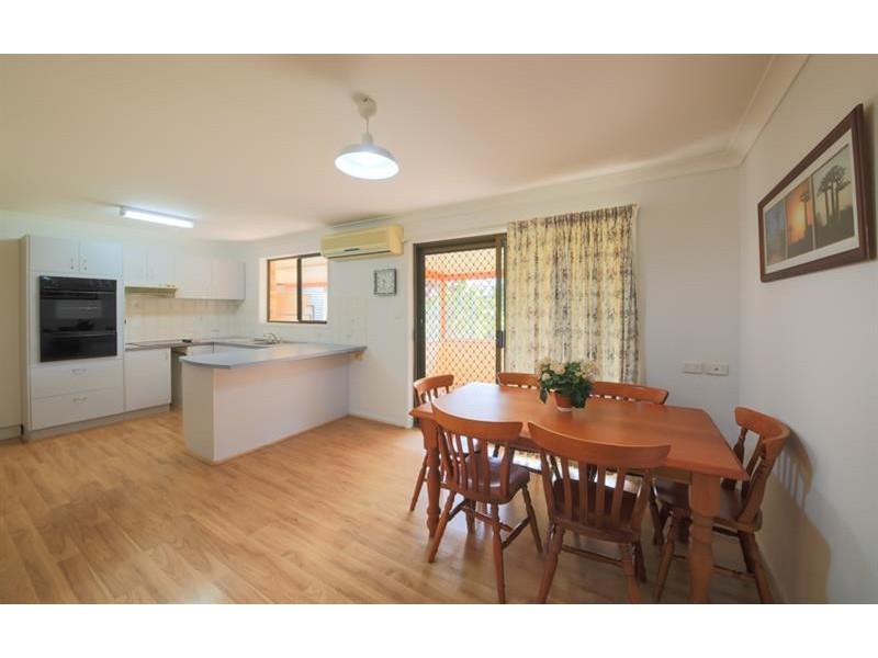 19 Tomkins Ave, Woolgoolga NSW 2456