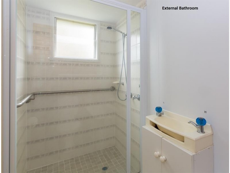 19 Tomkins Ave, Woolgoolga NSW 2456