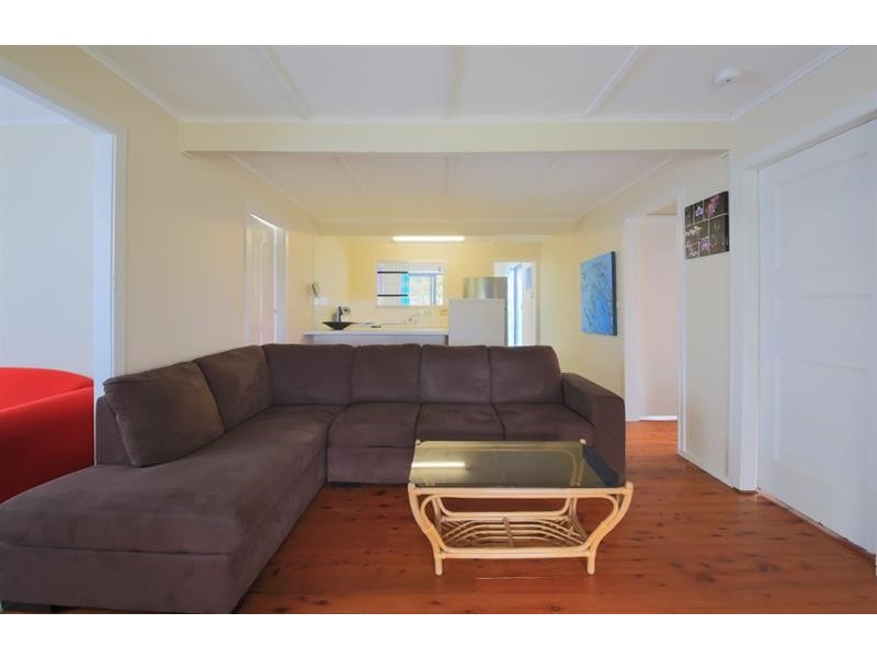 52 Arrawarra Rd, Arrawarra Headland NSW 2456