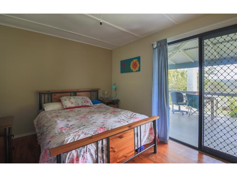 52 Arrawarra Rd, Arrawarra Headland NSW 2456