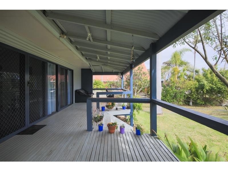 52 Arrawarra Rd, Arrawarra Headland NSW 2456