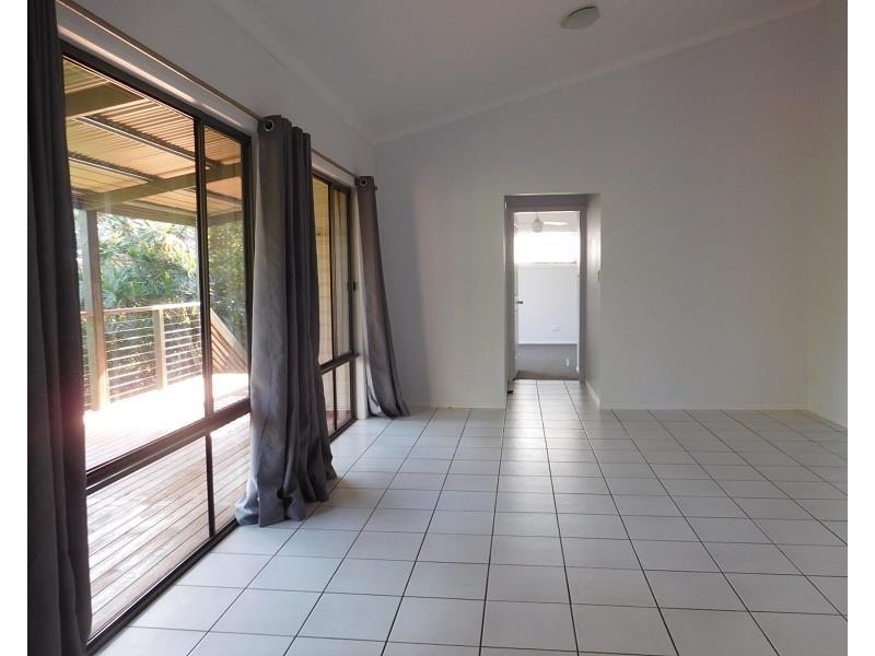 5 Barnes Street, Woolgoolga NSW 2456