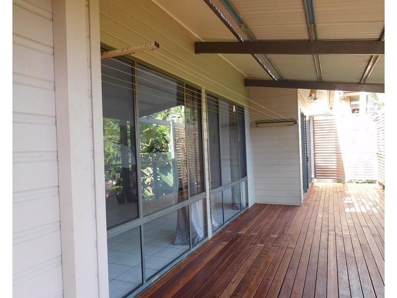 5 Barnes Street, Woolgoolga NSW 2456