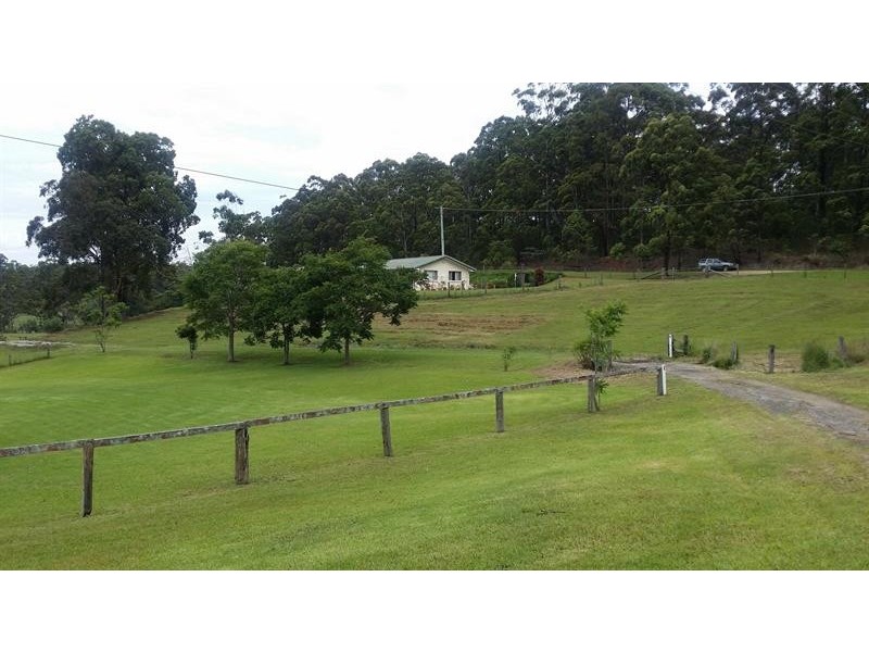 223A-223B  Johnsons  Rd, Sandy Beach NSW 2456