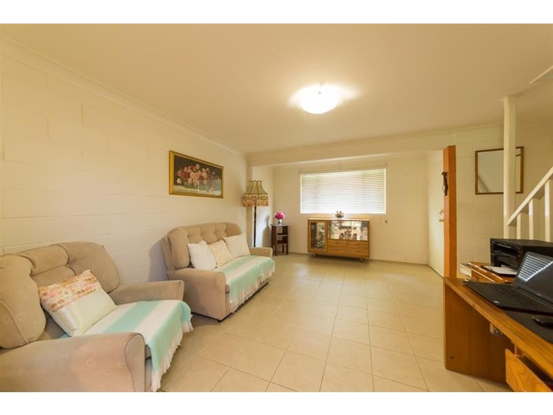 6 Haines Cl, Woolgoolga NSW 2456