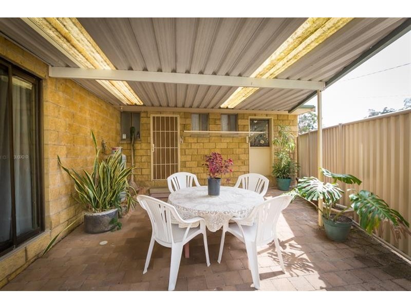 6 Haines Cl, Woolgoolga NSW 2456