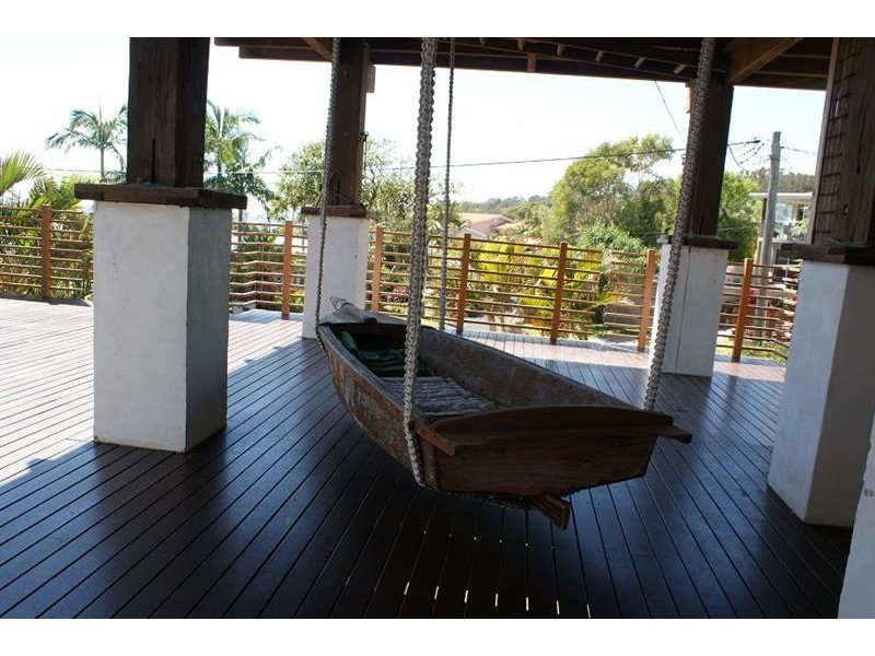 8 Surf St, Emerald Beach NSW 2456