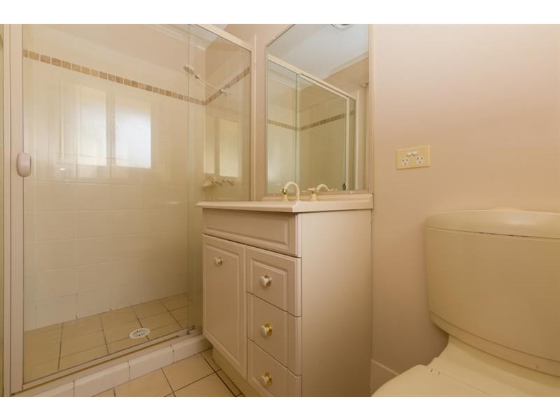 13 McPhee Cl, Woolgoolga NSW 2456