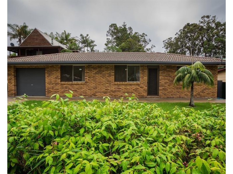 17 Turpentine Avenue, Sandy Beach NSW 2456
