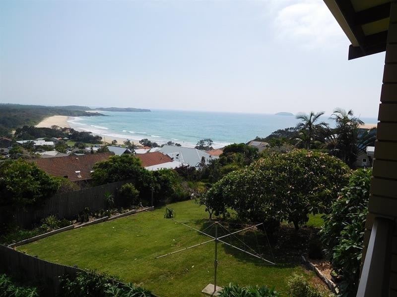 3 Signal St, Emerald Beach NSW 2456