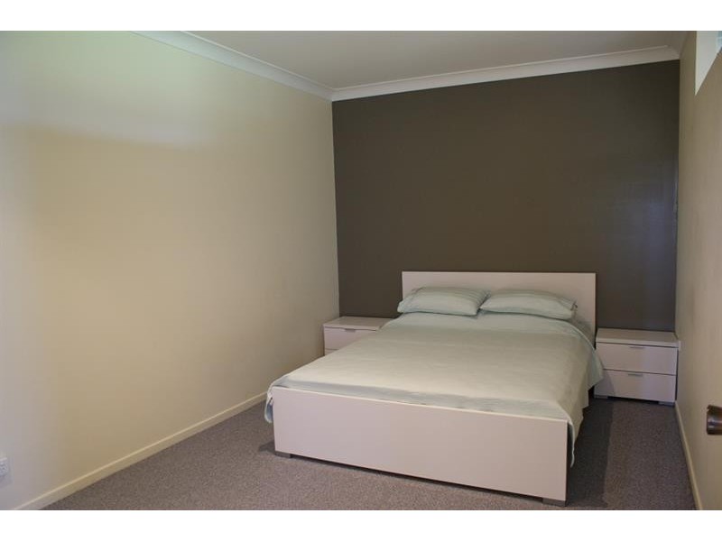 Flat/10 Panorama Pde, Safety Beach NSW 2456