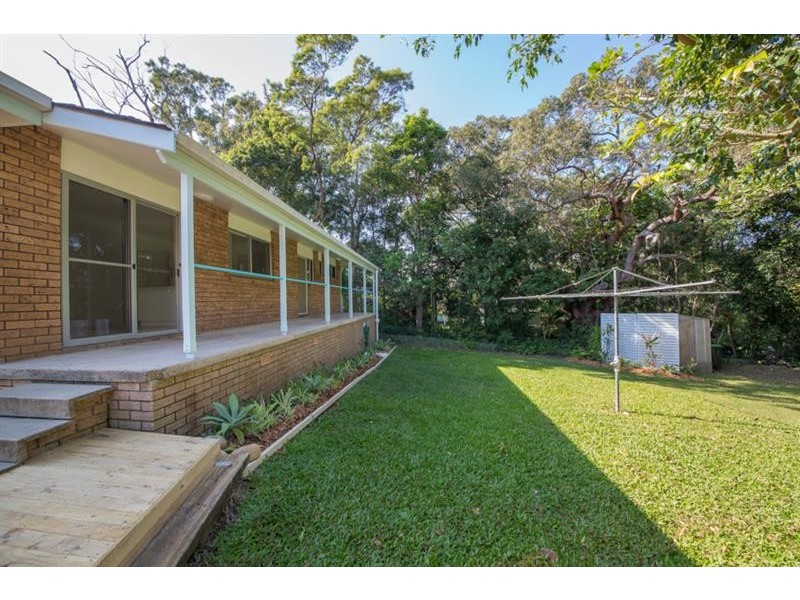 60 Diamond Head Dr, Sandy Beach NSW 2456