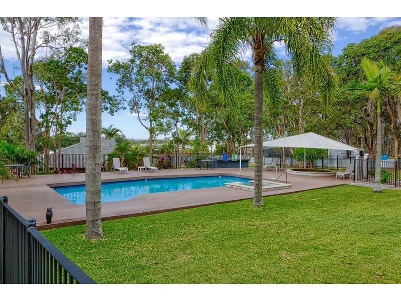 33/8 Hearnes Lake Rd, Woolgoolga NSW 2456