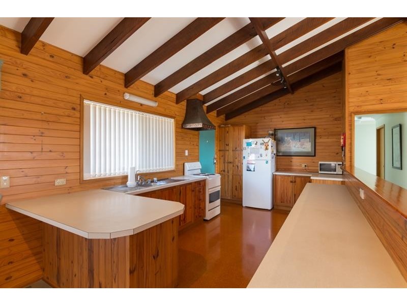54 Arrawarra Rd, Arrawarra Headland NSW 2456