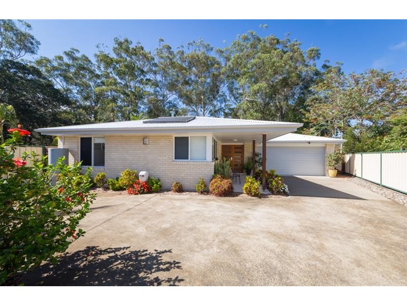 2 Newman St, Woolgoolga NSW 2456