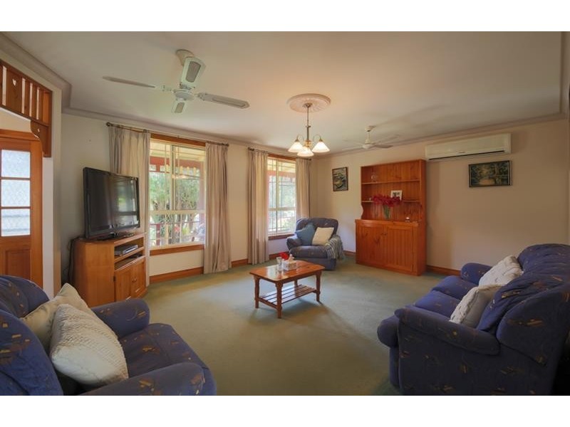 4 Ryan  Crescent, Woolgoolga NSW 2456