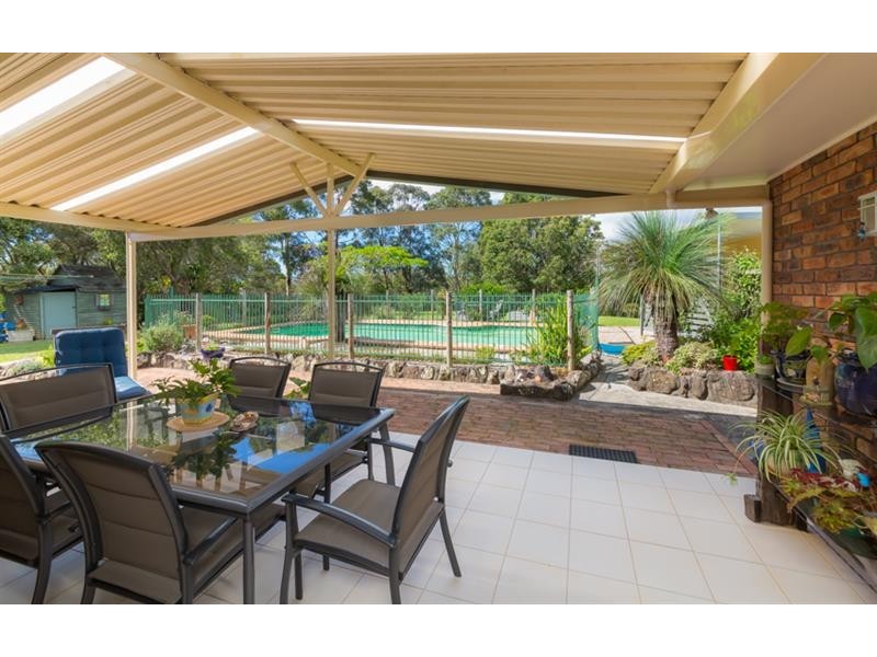 119 Newmans  Rd, Woolgoolga NSW 2456