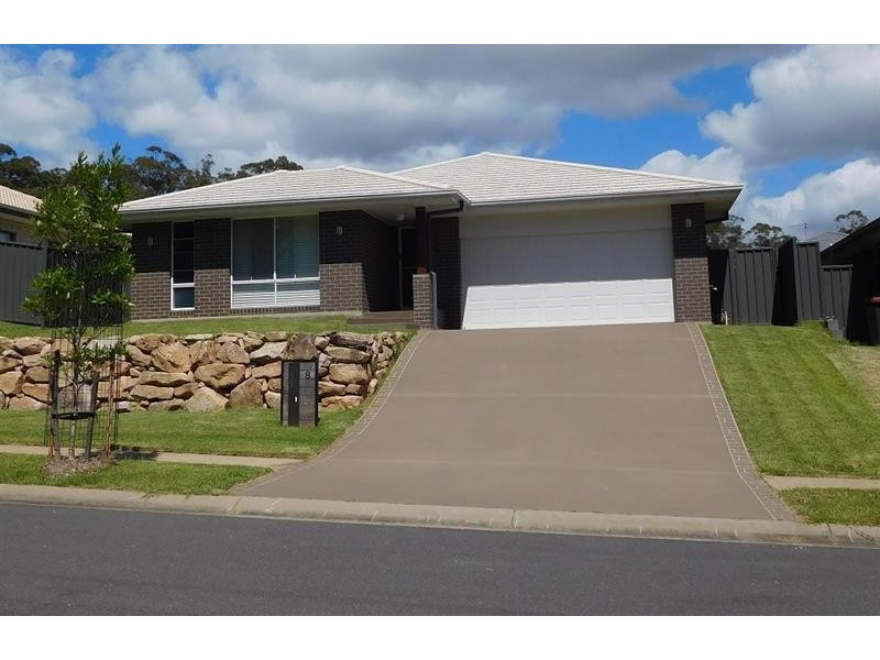 8 Oceanic Drive, Sandy Beach NSW 2456