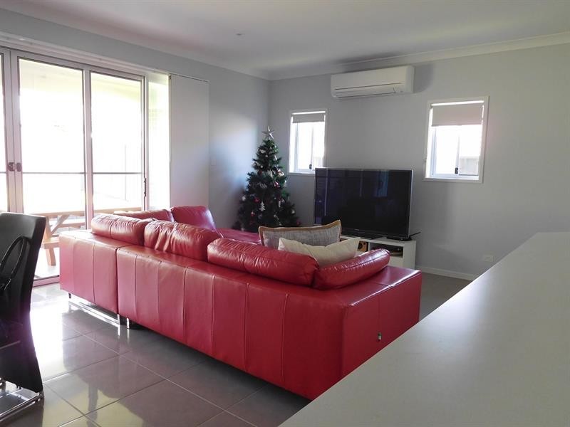 8 Oceanic Drive, Sandy Beach NSW 2456