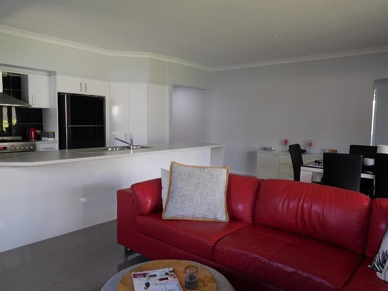 8 Oceanic Drive, Sandy Beach NSW 2456