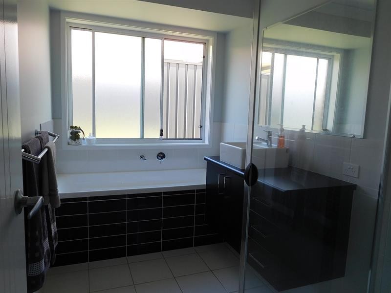 8 Oceanic Drive, Sandy Beach NSW 2456