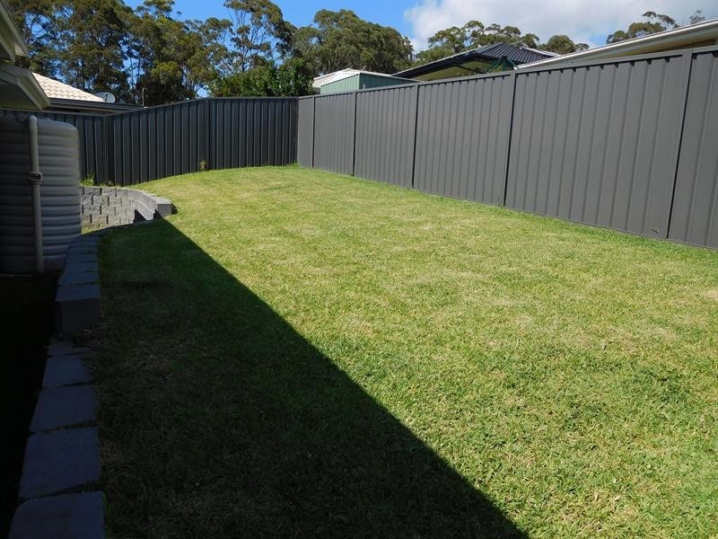8 Oceanic Drive, Sandy Beach NSW 2456