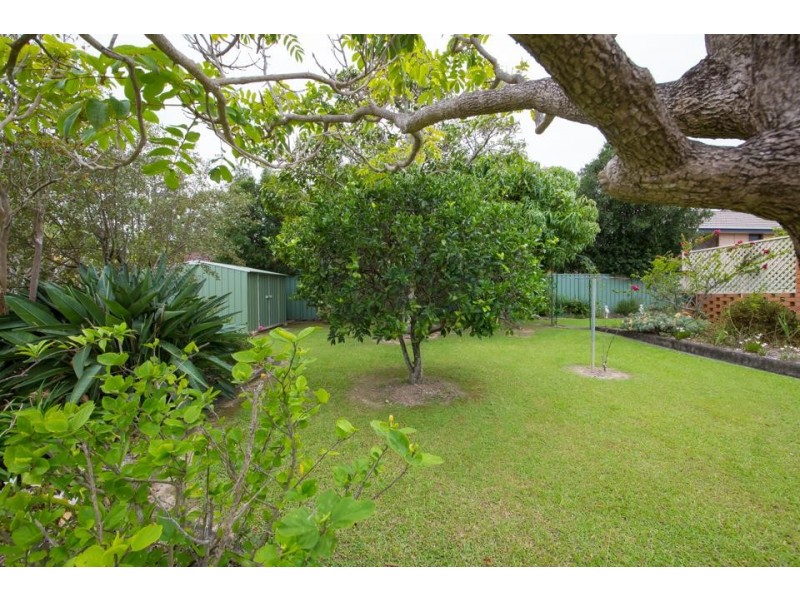 1 Kim Close, Woolgoolga NSW 2456