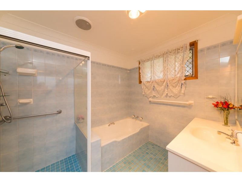 1 Kim Close, Woolgoolga NSW 2456