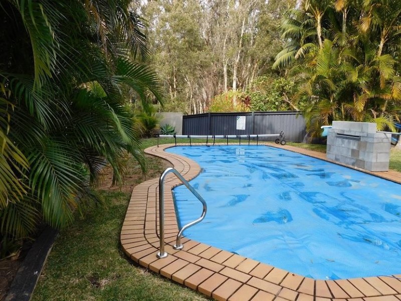 19 Ocean Links Close, Safety Beach NSW 2456