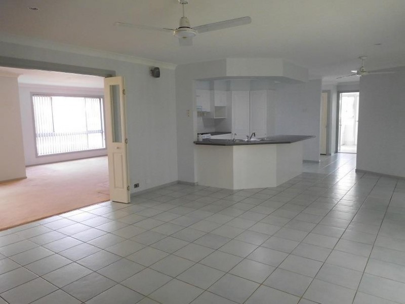 19 Ocean Links Close, Safety Beach NSW 2456