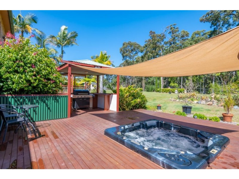 52 Palmer Road, Woolgoolga NSW 2456