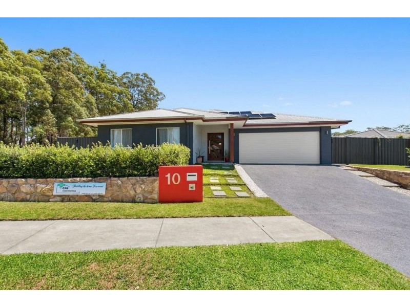 10 Seashore Place, Sandy Beach NSW 2456