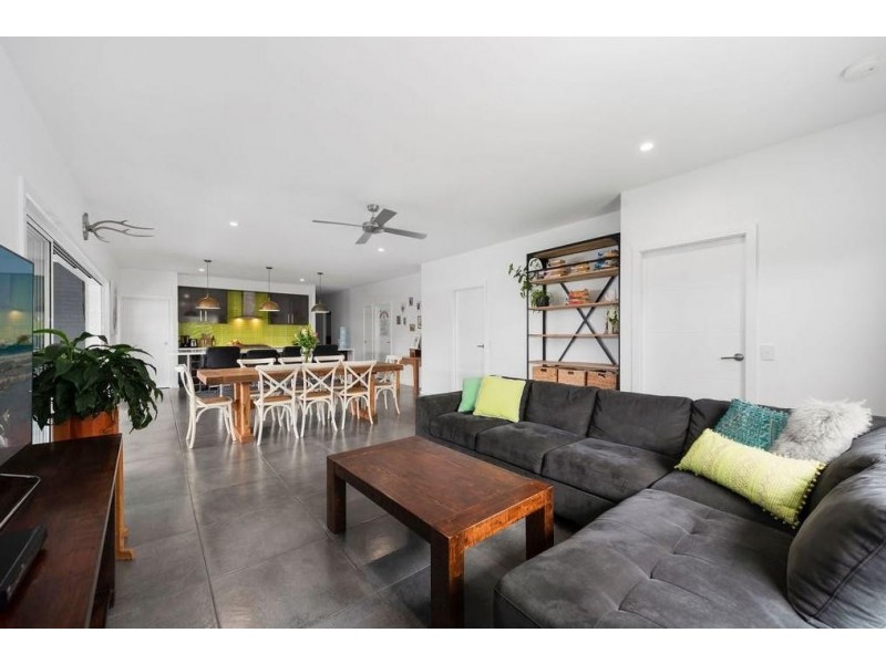 10 Seashore Place, Sandy Beach NSW 2456
