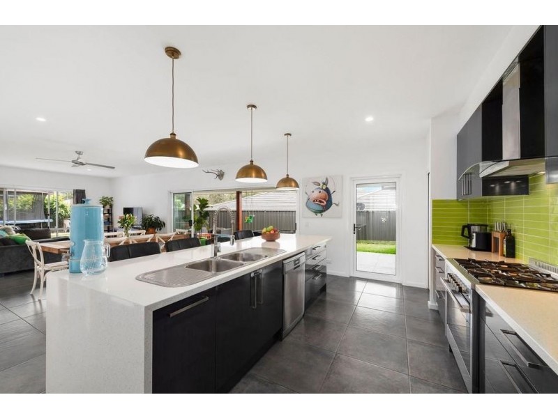 10 Seashore Place, Sandy Beach NSW 2456